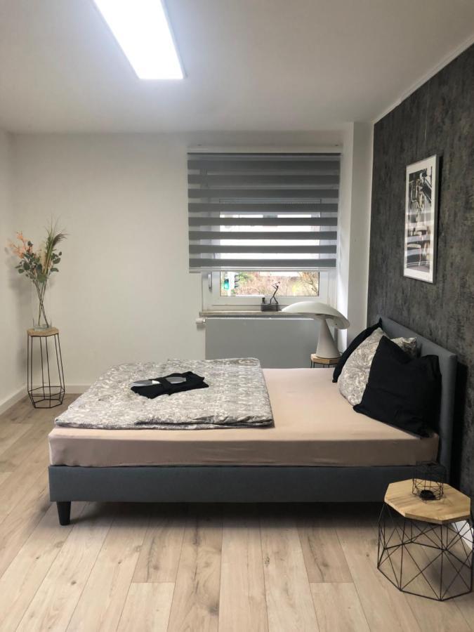 Body Kult Loft - Modernes Appartement Mit 2 Separaten Schlafzimmern ซวิคเคา ภายนอก รูปภาพ