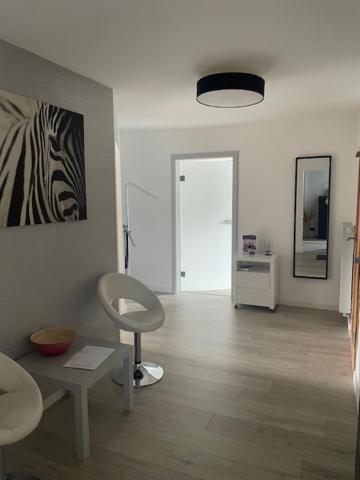 Body Kult Loft - Modernes Appartement Mit 2 Separaten Schlafzimmern ซวิคเคา ภายนอก รูปภาพ